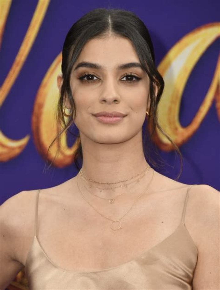 All About Locke and Key Actress Laysla De Oliveira Biography