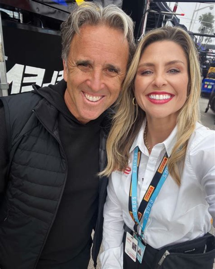 Amanda Busick Bio, Wiki, Age, Height, Parents, Husband, NHRA, Salary, and Net Worth.