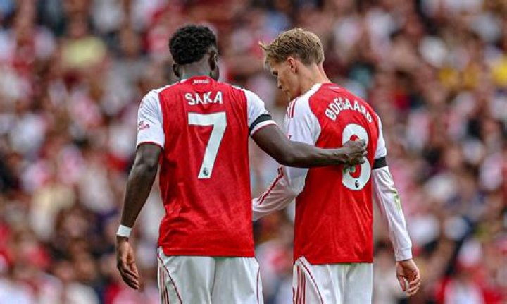 Didnt achieve anything; Haaland robbed- Fans mock Arsenals Bukayo Saka after he wins PFA