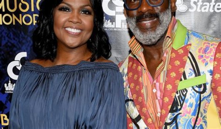 Exploring Bebe Winans Net Worth 2023