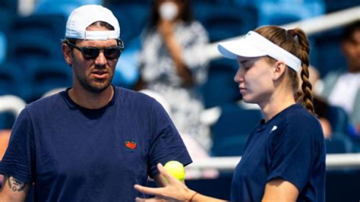 Is Elena Rybakina Married? ·