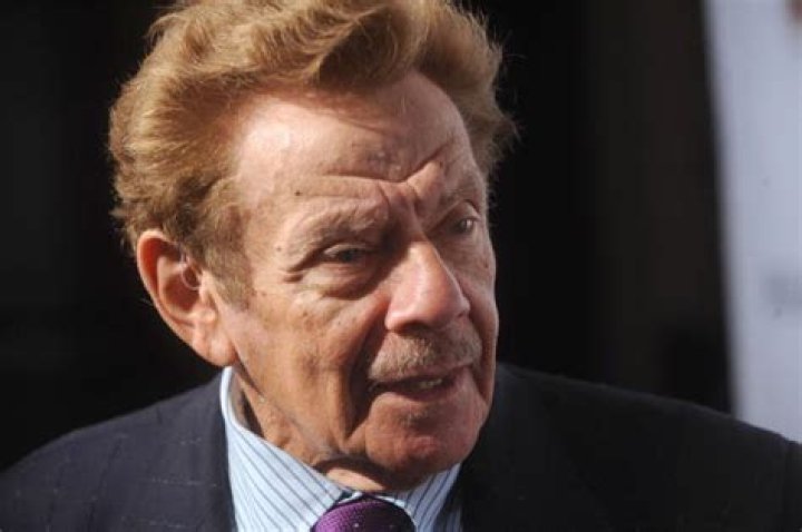 Unveiling The Riches Of Jerry Stiller: Net Worth Secrets Revealed!