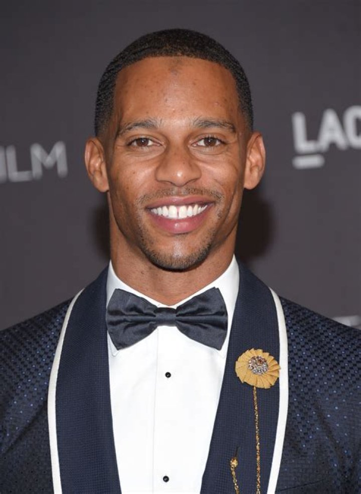Victor Cruz Net Worth | SnogBlogy
